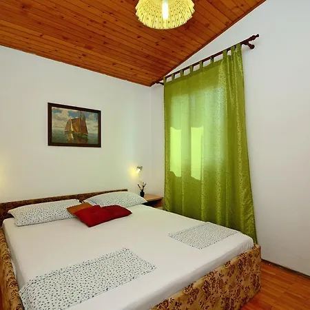 Katica דירה טרוגיר